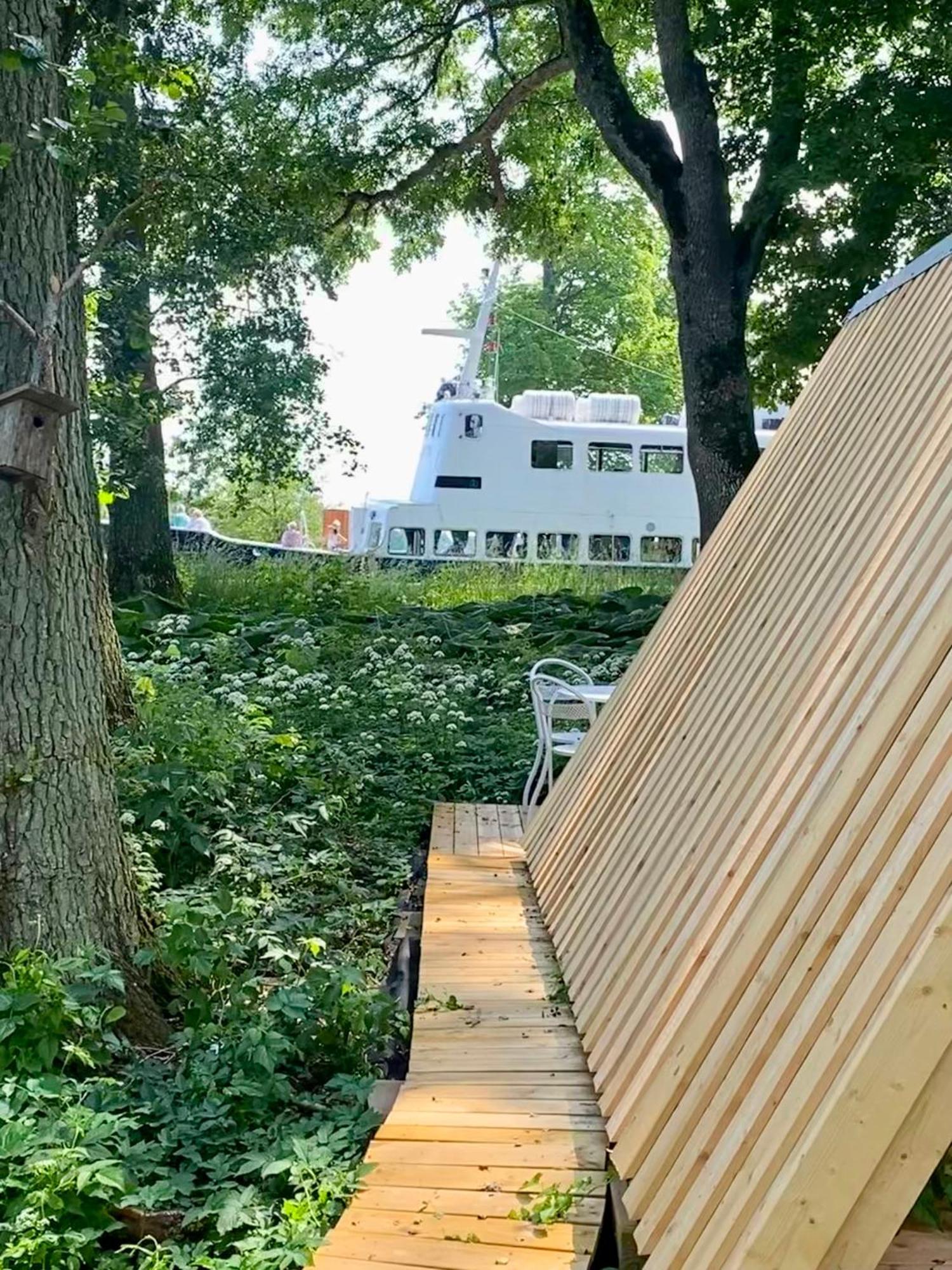 Soerby Glamping Hotel Klockrike Exterior photo