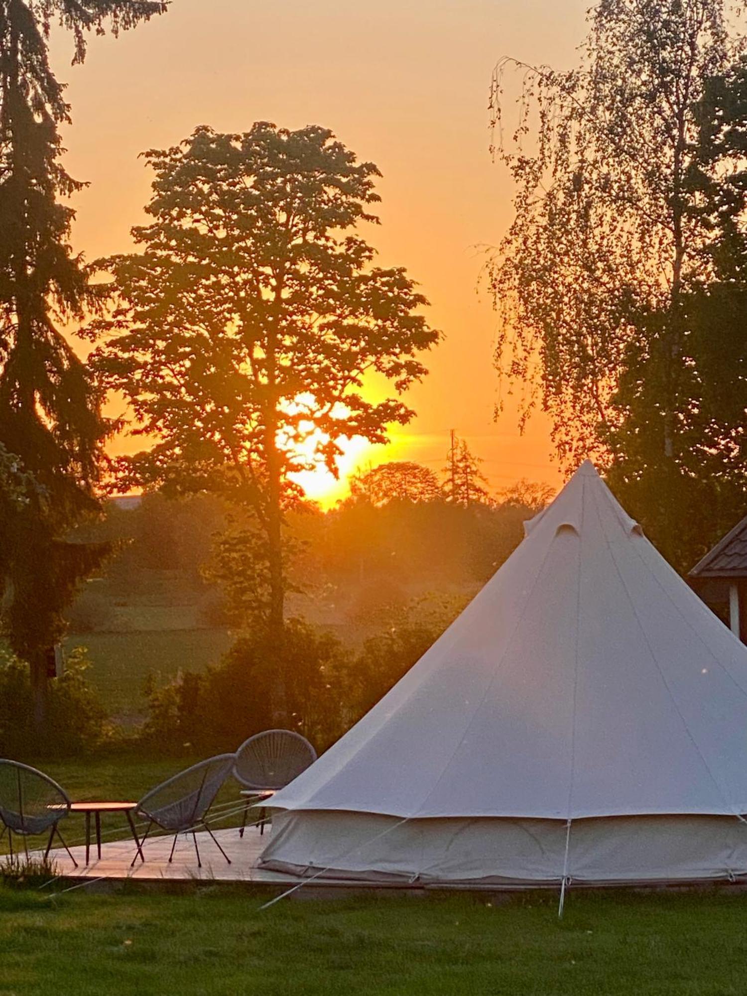 Soerby Glamping Hotel Klockrike Exterior photo